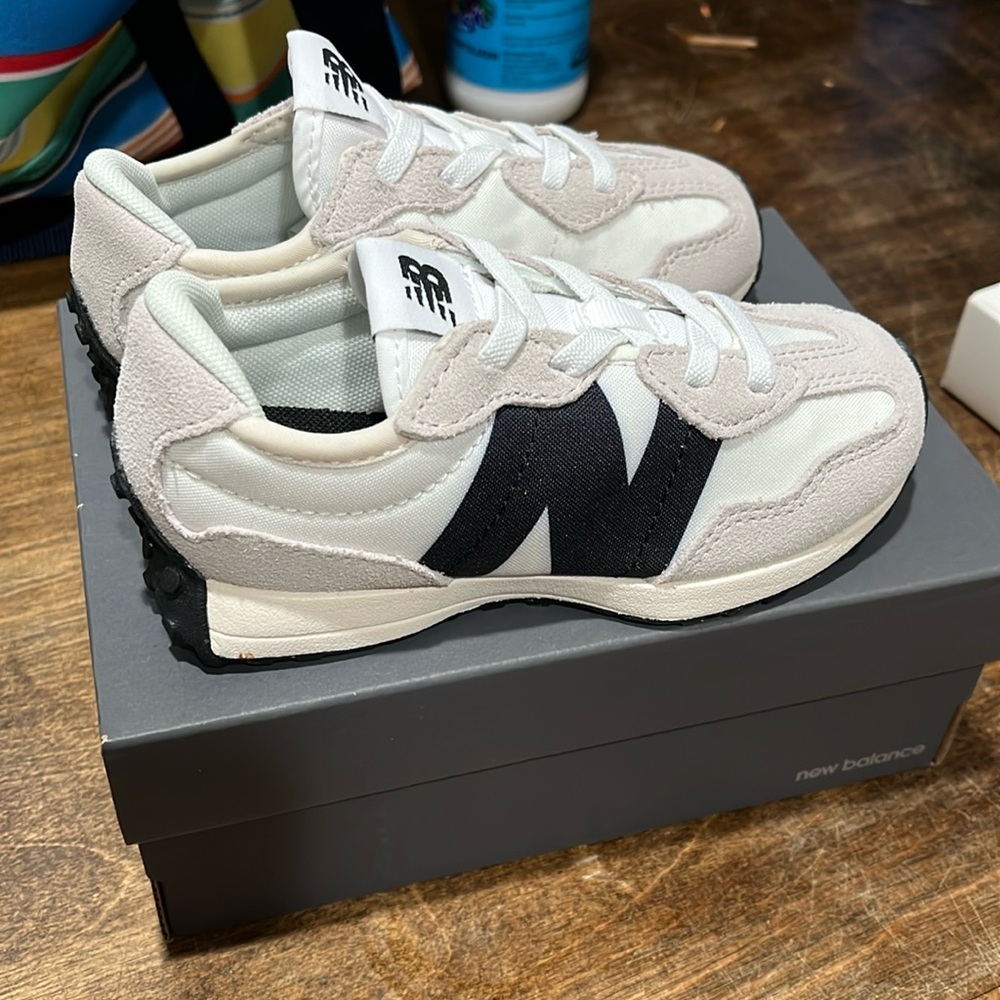 COPY - Kids new balance no tie shoes